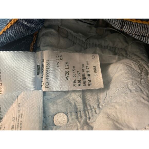 Levi's Wedgie Straight Button Fly Raw Hem Waterless Jean Women's Size 28 - Picture 12 of 12